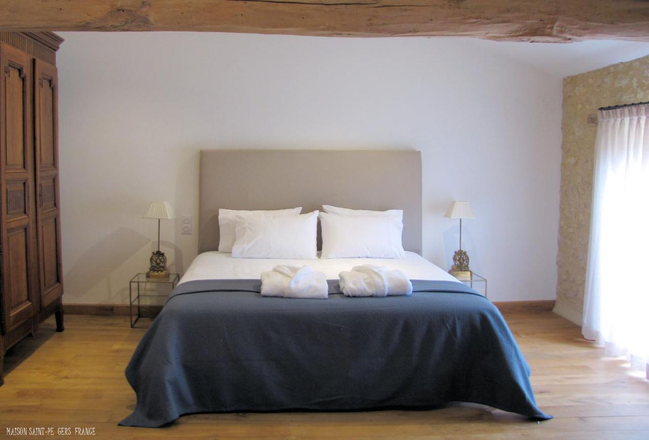 Maison Saint-Pé  Béraut Esterno foto